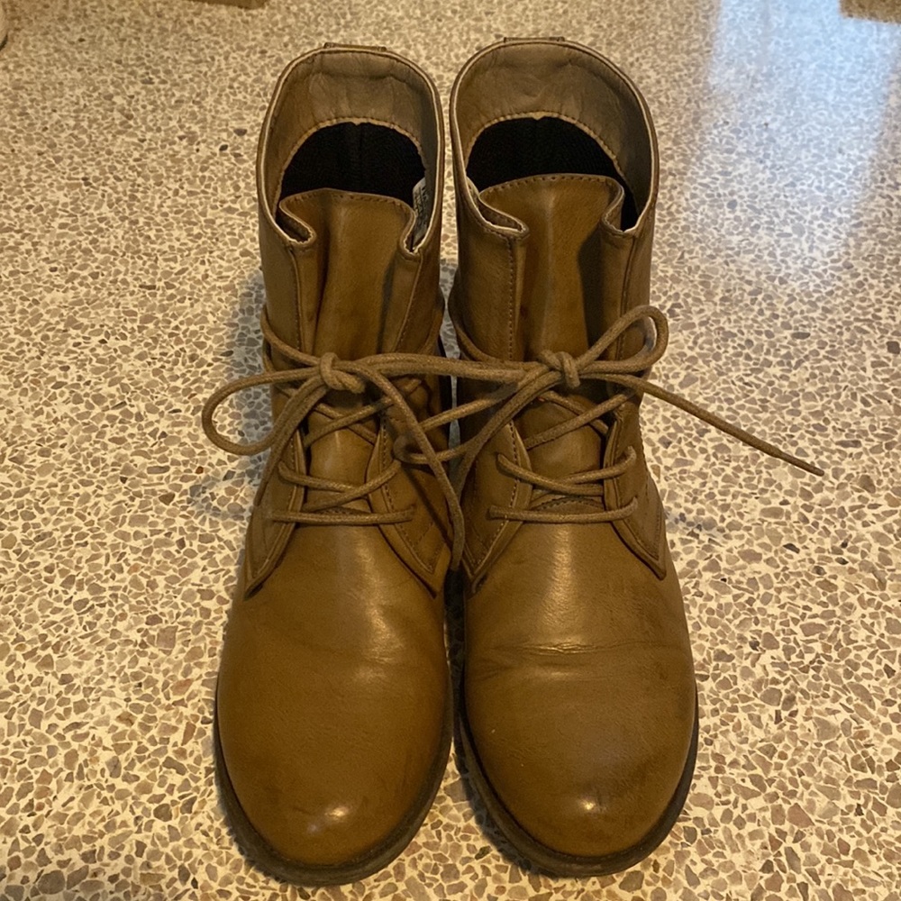 Super cute flexible boots